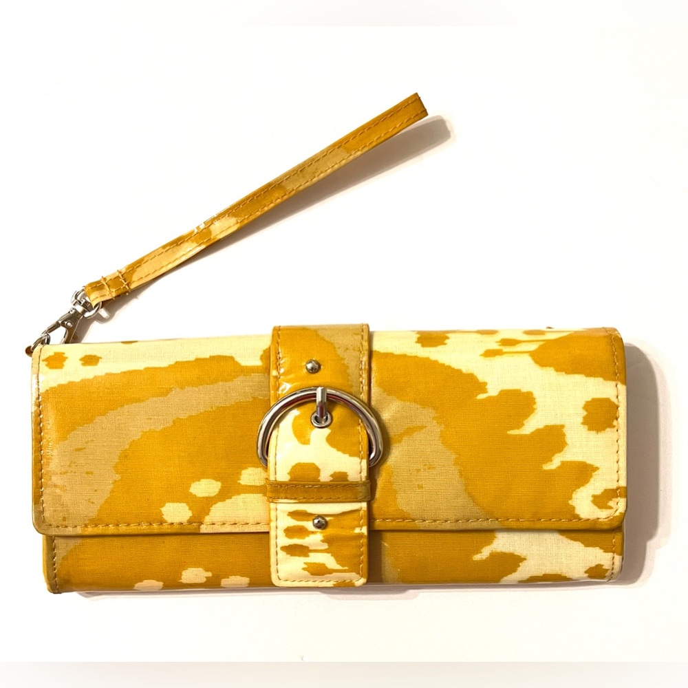 Vintage 90s Hato Hasi  Wristlet/Clutch/Wallet, Yellow and Cream Cow Print
